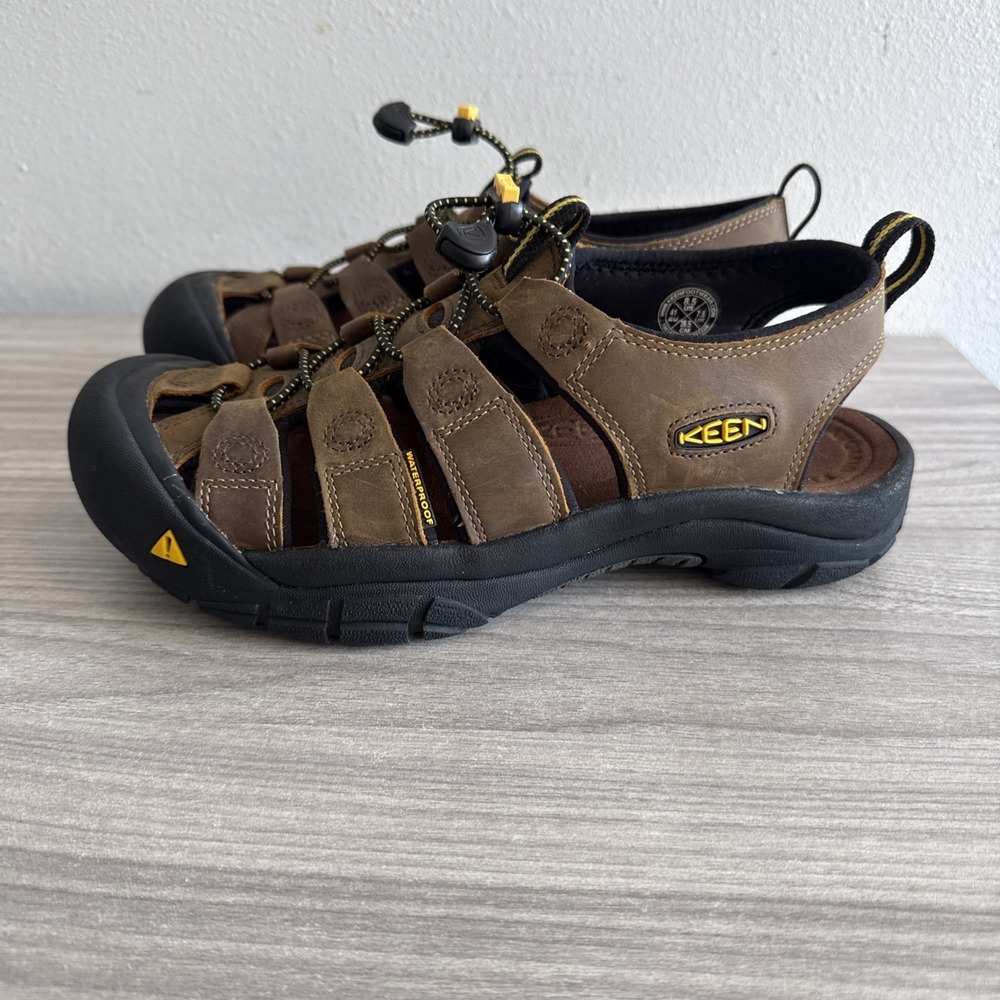 KEEN Newport Waterproof Bison Brown Hiking Outdoor Sandals Men's 8.5 1001870